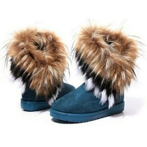 Boots Never Been Worn a must have for this winter!